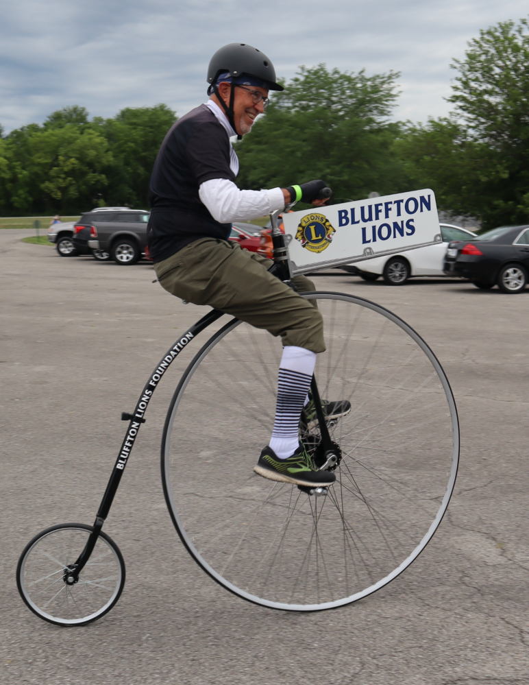 Mitch Kingsley warms up on the "boneshaker" high wheeler