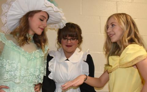 Raina Runk, Sophia Gott and Tayler Nowak