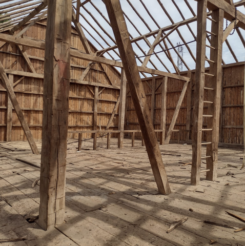 Barn un-raising